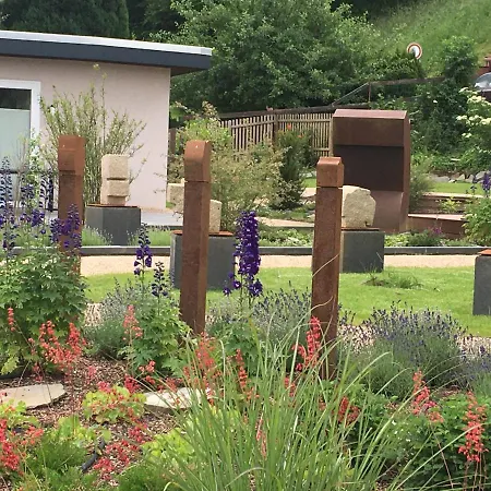 Gaestehaus - Kunststiftung Bernhard Mueller-feyen *